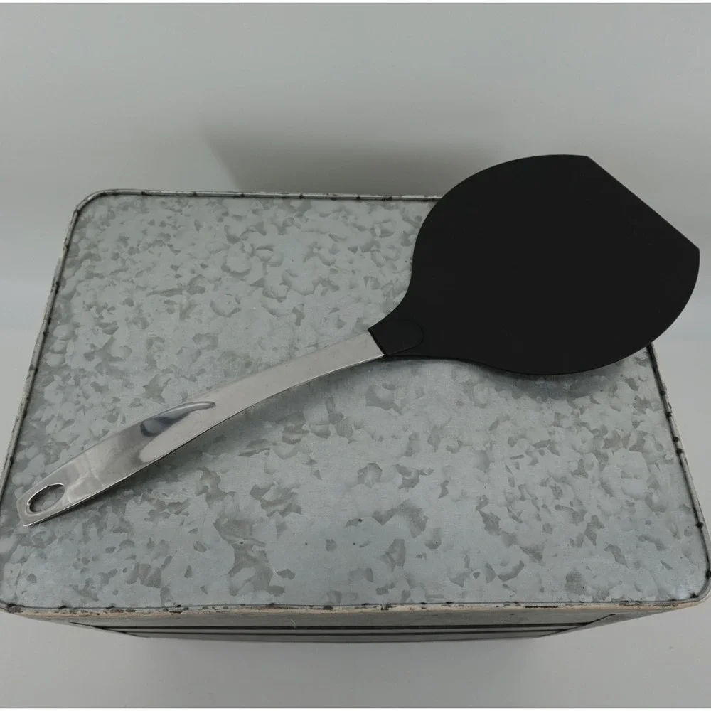 Oneida Stainless Steel Spatula Wide Black Flexible Nylon Head Turner‎ 14.5 Inch